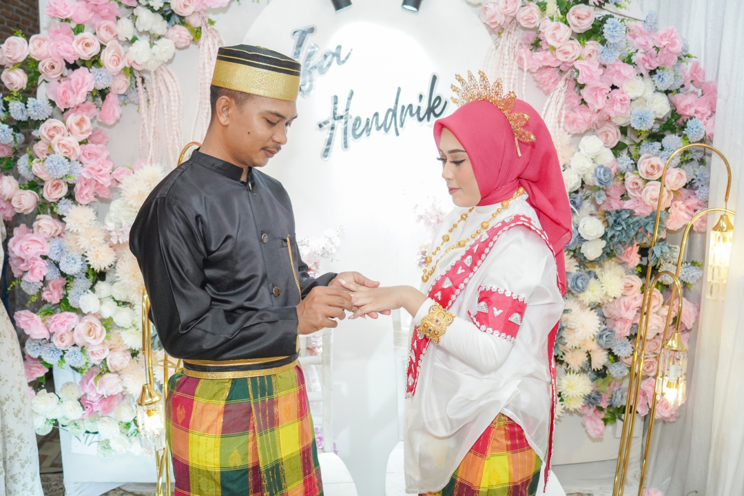https://hendrikifa.webnikah.com/dirmember/00000028/Hendrikifa24/photo-278759-329112-l-202510120923.jpg